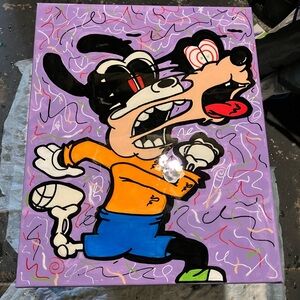 Goofy on the run 🏃🏾‍♀️💨